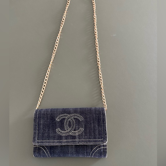 CHANEL Rare Denim CC Wallet on unbranded chain - Picture 12 of 13